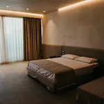 Elite Bay Durres 4*
