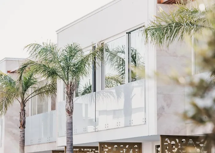 Elite Bay Durres Hotel