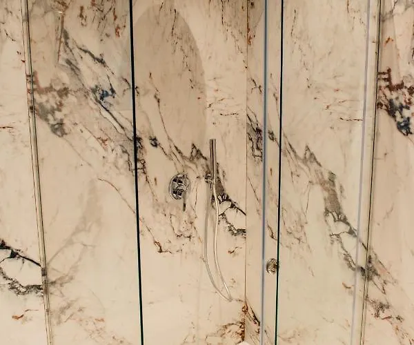 Hotel Elite Bay Durres 4*