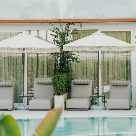 ホテル Elite Bay Durres 4*