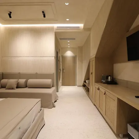 Hotel Elite Bay Durres 4*