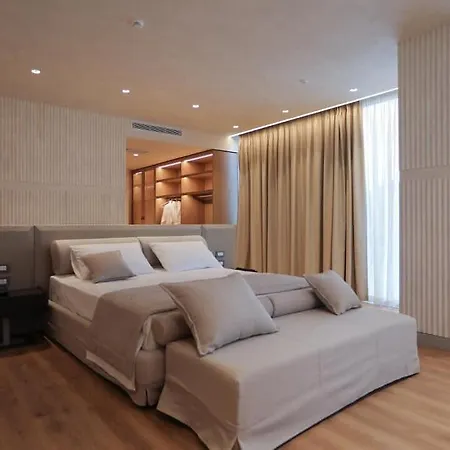 Elite Bay Durres 4*