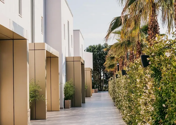 Elite Bay Durres 4* Lalez